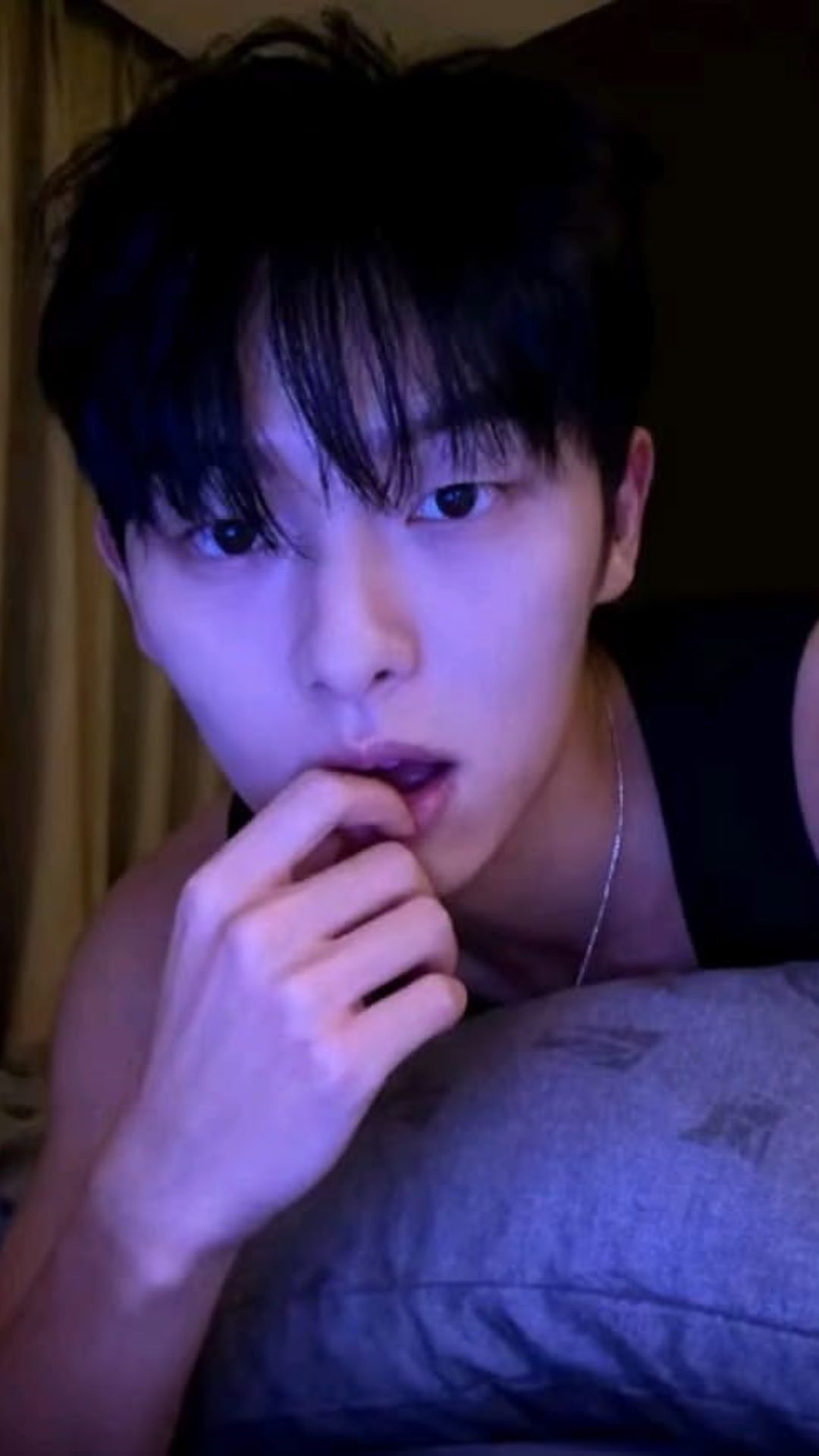 Hyun wook