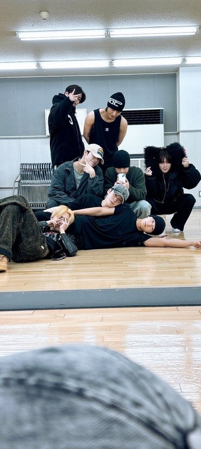 ATEEZ's Secret Group Chat