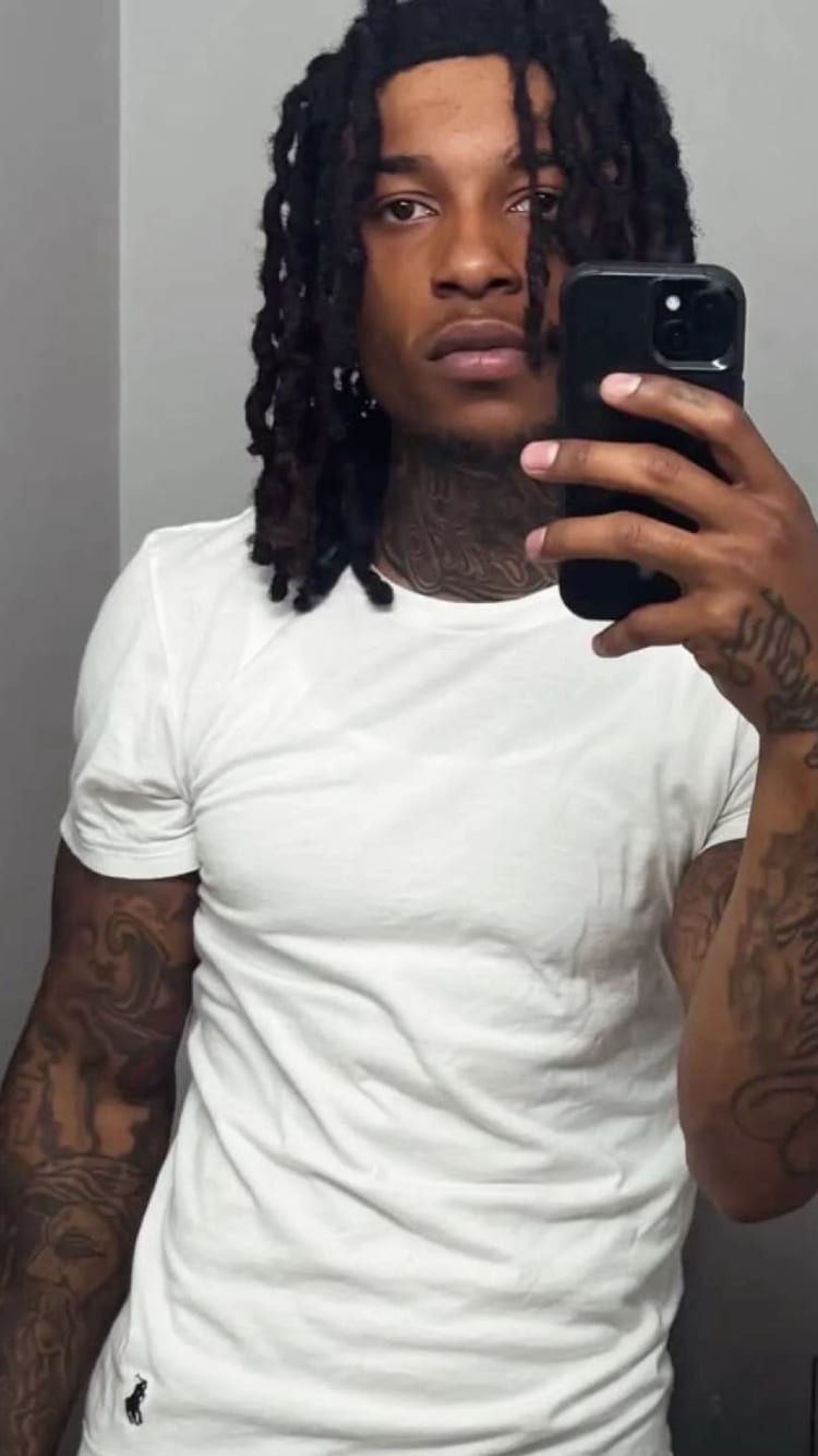 Dee